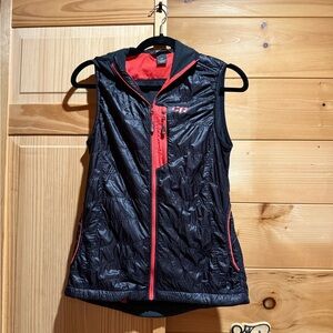 Black and Red Sleeveless Running Vest